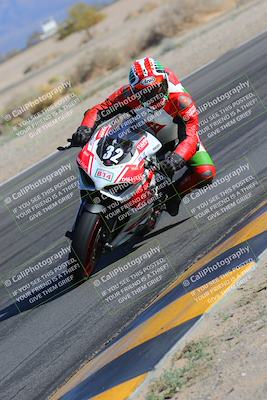 media/Jan-19-2023-Racers Edge (Thu) [[69d0b4dc55]]/B Group/Session 4 (Turn 15 Inside)/